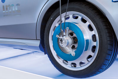 [Translate to French:] weatherproof measurement wheel for test driving